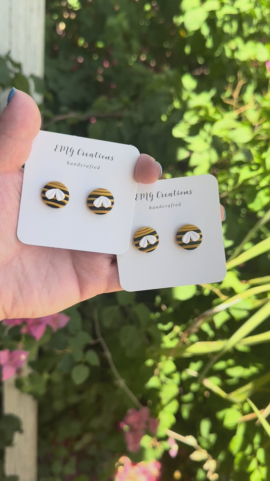 Bee studs
