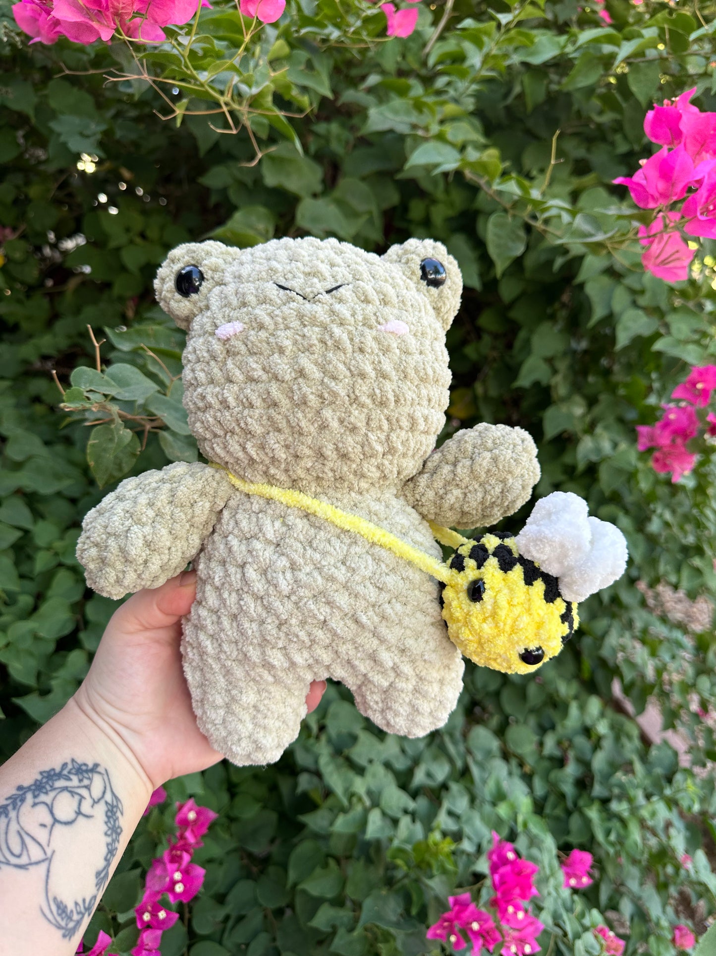 Frog with bee purse